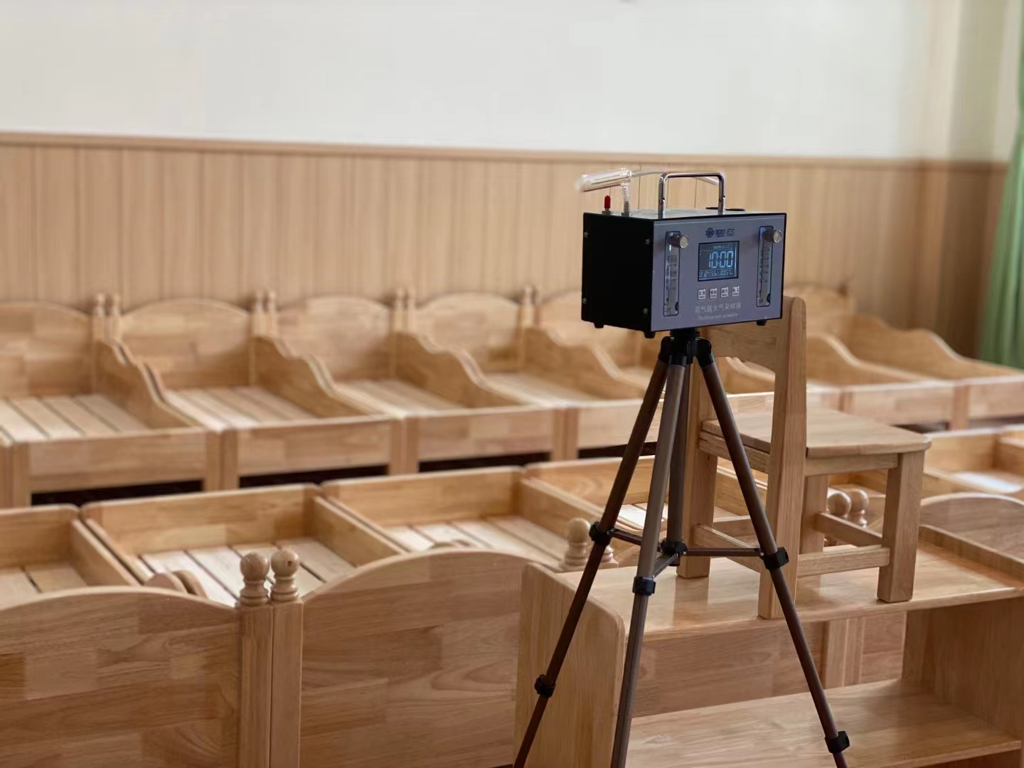 上海學(xué)校裝修或改造后，家長(zhǎng)們?cè)摿私獾膶W(xué)?？諝夂惋嬘盟踩珯z測(cè)標(biāo)準(zhǔn)！